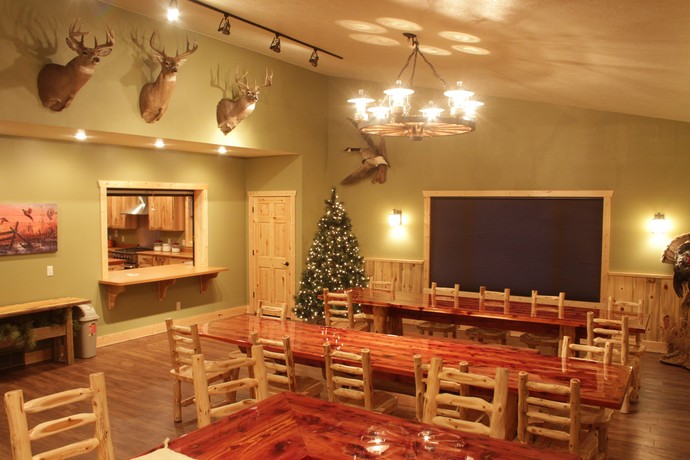  Home-style Cooked Meals & Bar